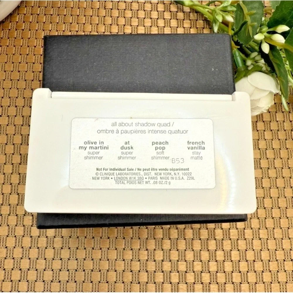 Vintage Clinique All About Shadow Quad Unused Y2K Eyeshadow Palette Discontinued